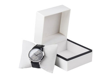 Talla 9,5 de empaquetado X 11 los x 7.6cm del material plástico de las cajas del regalo de lujo colorido para el reloj proveedor