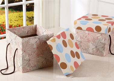 Cargue la caja de regalo grande de 300g Kraft, cajas de empaquetado del bocado con la manija de la cuerda proveedor