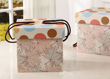 Cargue la caja de regalo grande de 300g Kraft, cajas de empaquetado del bocado con la manija de la cuerda proveedor