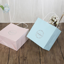 Azul claro/rosa personalizó el material blanco de papel del papel de los bolsos 150gsm Kraft del regalo proveedor