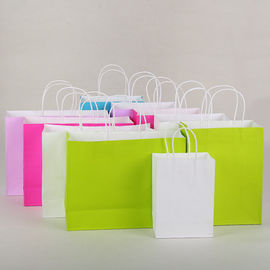 Respetuoso del medio ambiente reciclable coloreada sólido de las bolsas de papel de Kraft para hacer compras proveedor