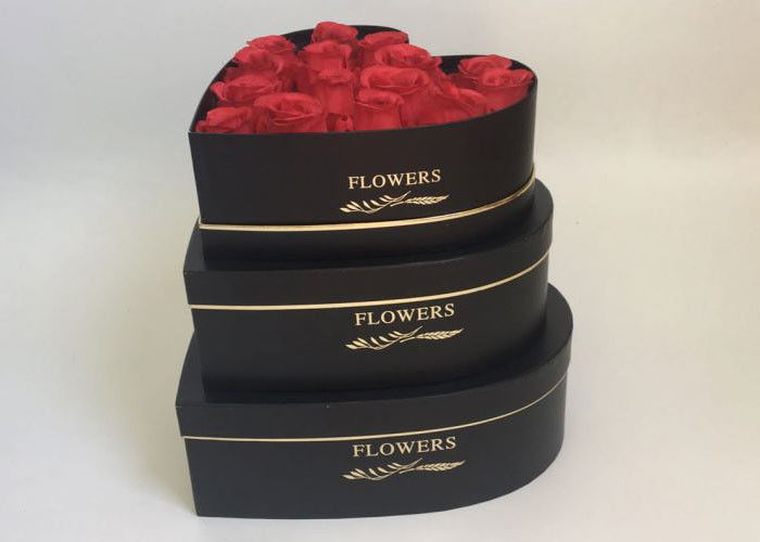 La aduana de la capacidad grande imprimió las cajas de empaquetado, caja en forma de corazón de la flor de la prenda impermeable proveedor