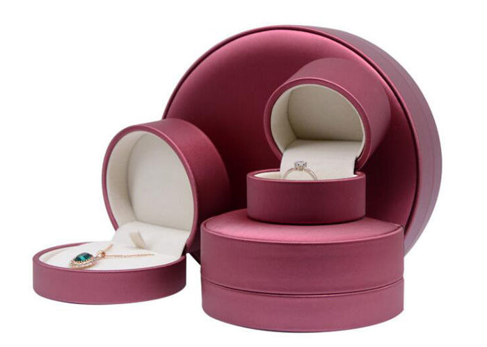 Cajas de regalo modificadas para requisitos particulares de la joyería del tamaño, color redondo de Vairous del joyero disponible proveedor