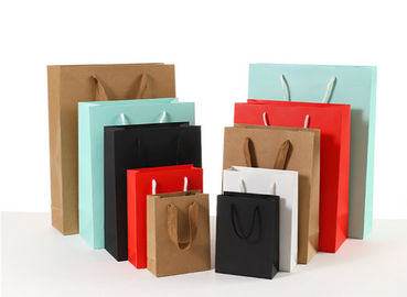 Good price El artículo coloreó las bolsas de papel Matt/la dirección superficial de la laminación brillante en línea